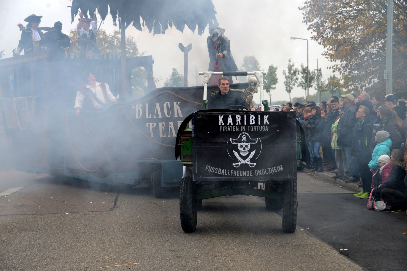 Foto vom Onolzheimer Hammeltanz 2015 – Festzug