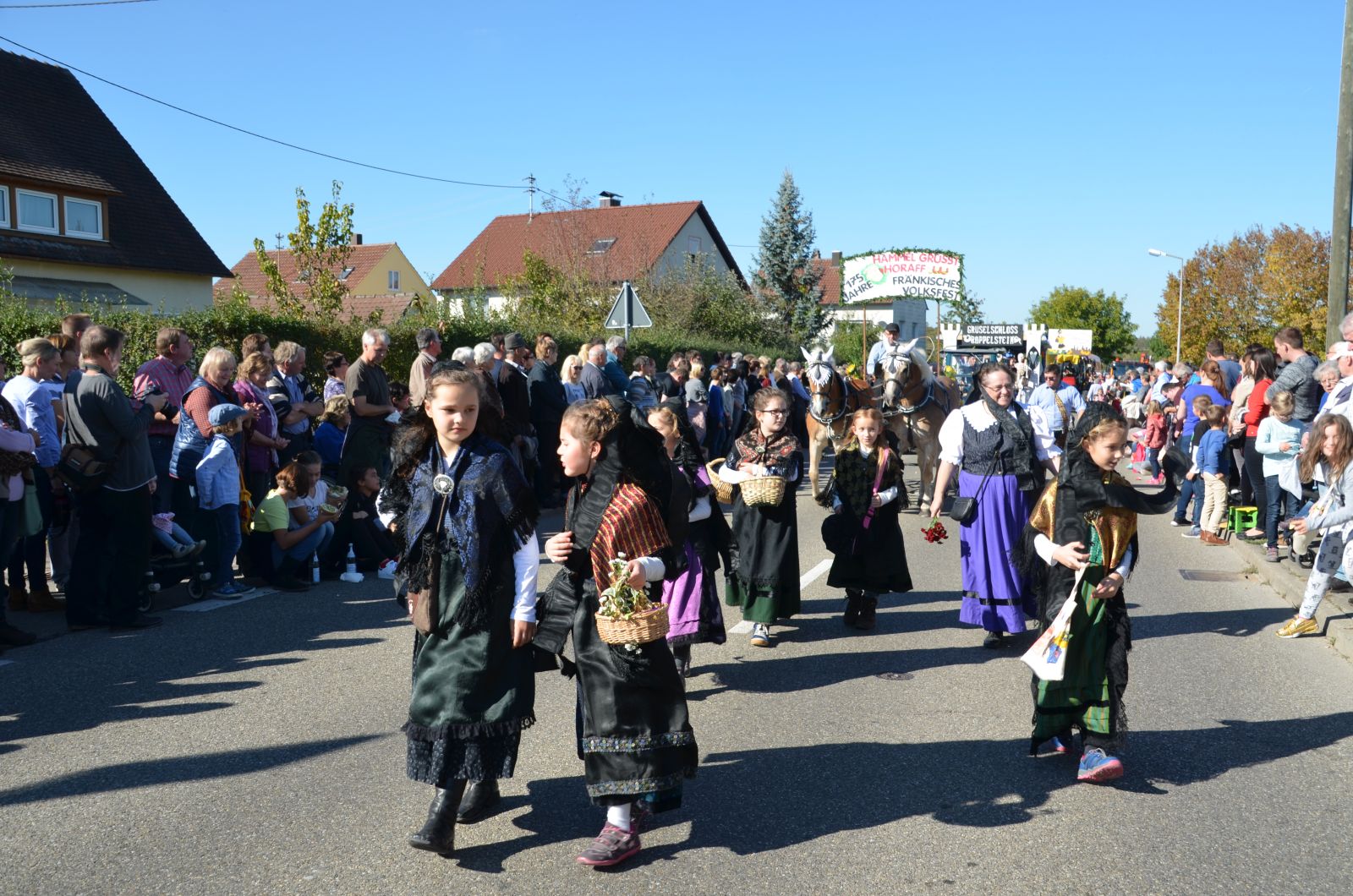 Foto vom Onolzheimer Hammeltanz 2016 – Festzug
