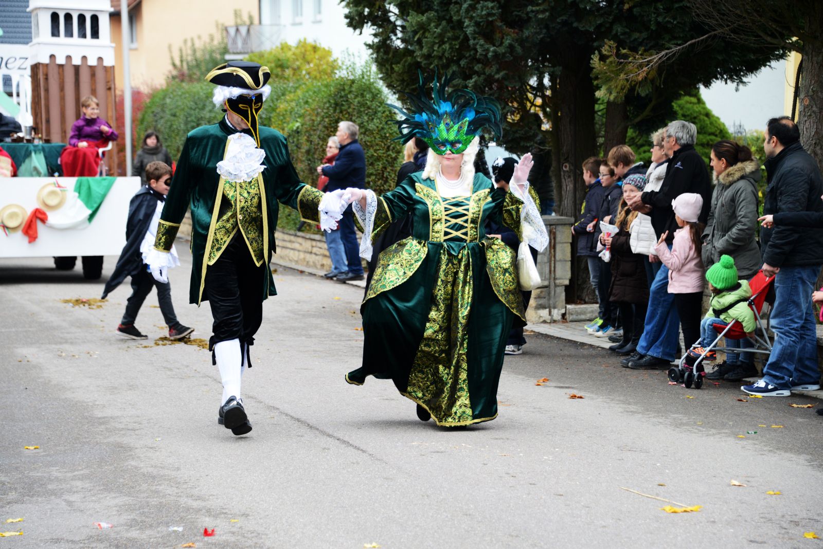 Foto vom Onolzheimer Hammeltanz 2015 – Festzug