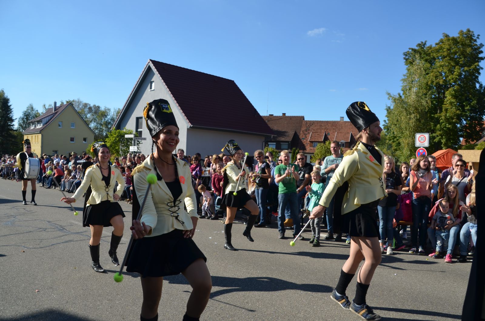 Foto vom Onolzheimer Hammeltanz 2016 – Festzug