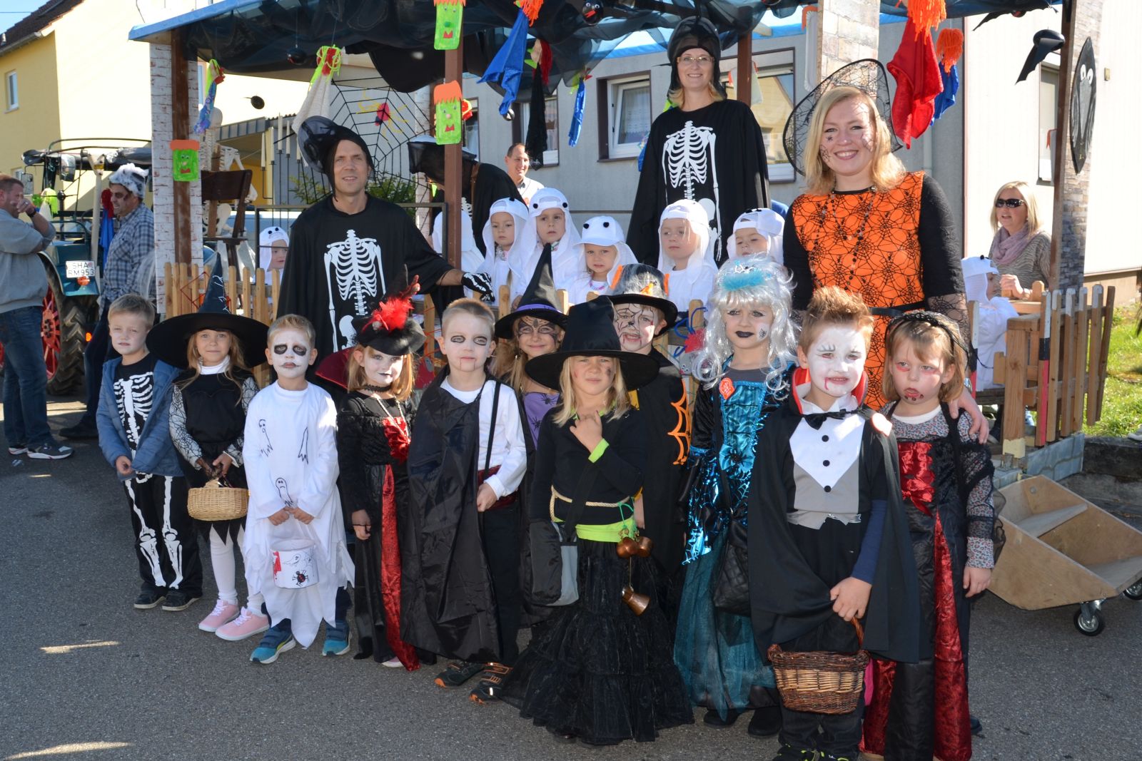 Foto vom Onolzheimer Hammeltanz 2016 – Festzug
