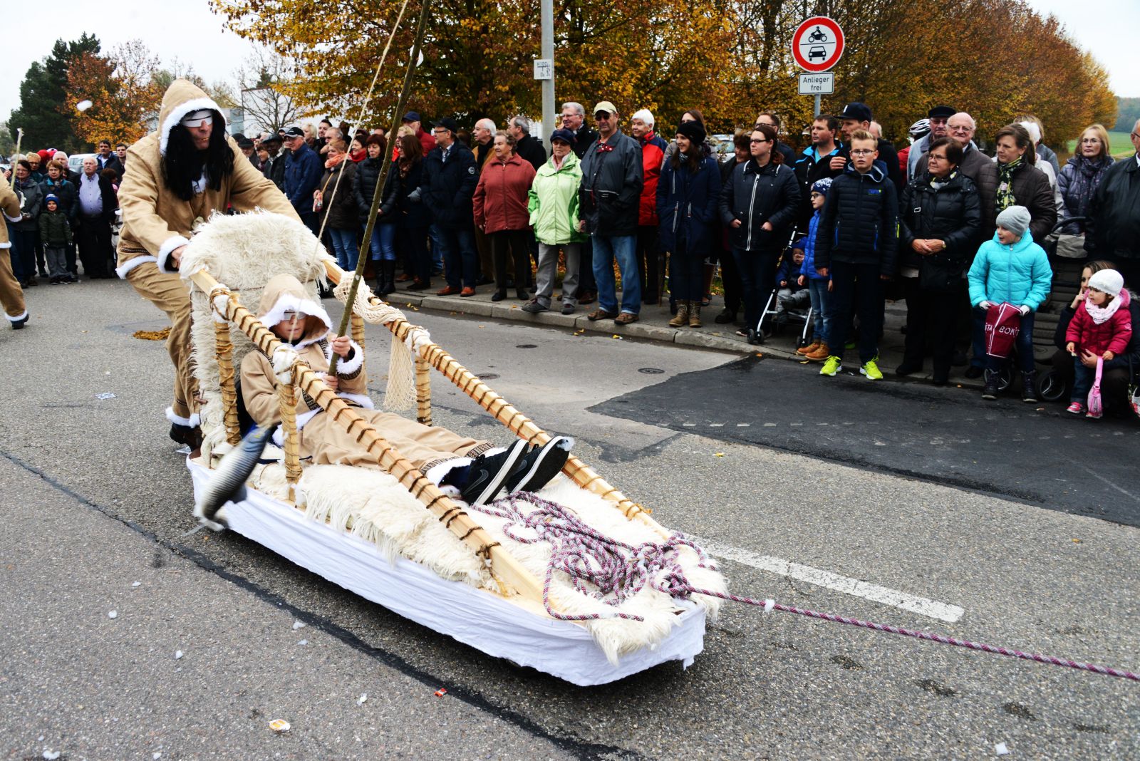 Foto vom Onolzheimer Hammeltanz 2015 – Festzug