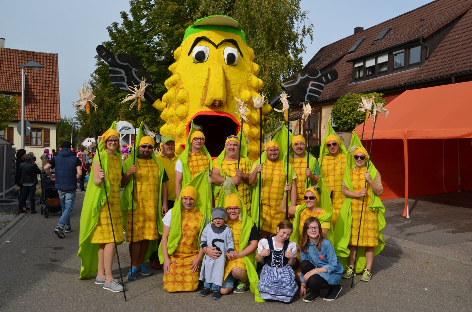 Foto vom Onolzheimer Hammeltanz 2016 – Festzug