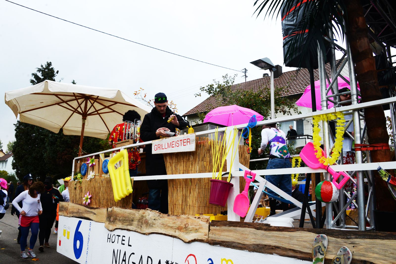 Foto vom Onolzheimer Hammeltanz 2015 – Festzug