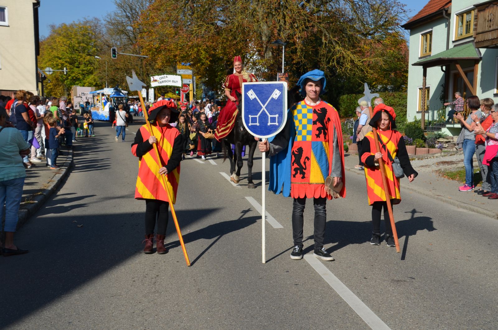Foto vom Onolzheimer Hammeltanz 2017 – Festzug
