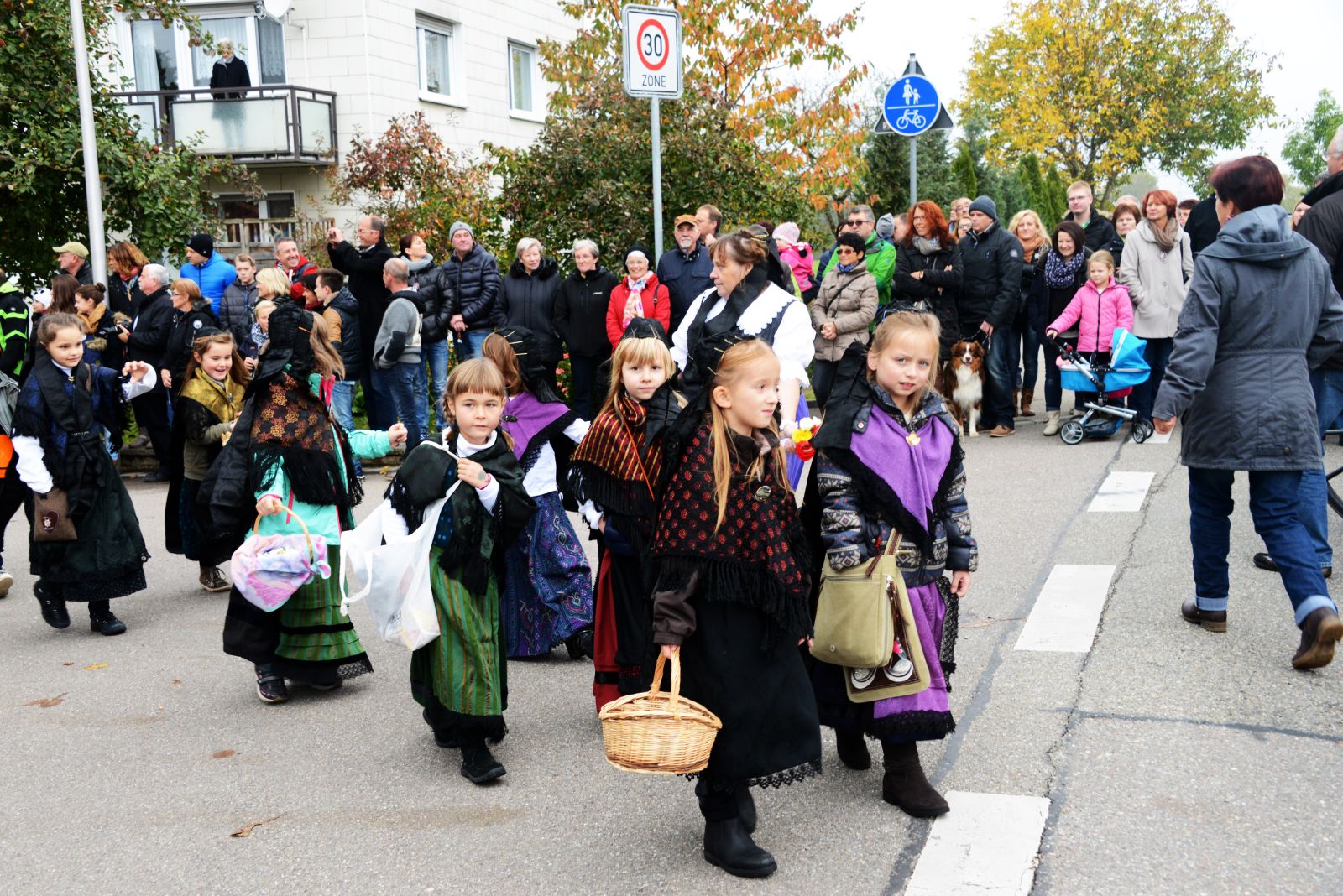 Foto vom Onolzheimer Hammeltanz 2015 – Festzug