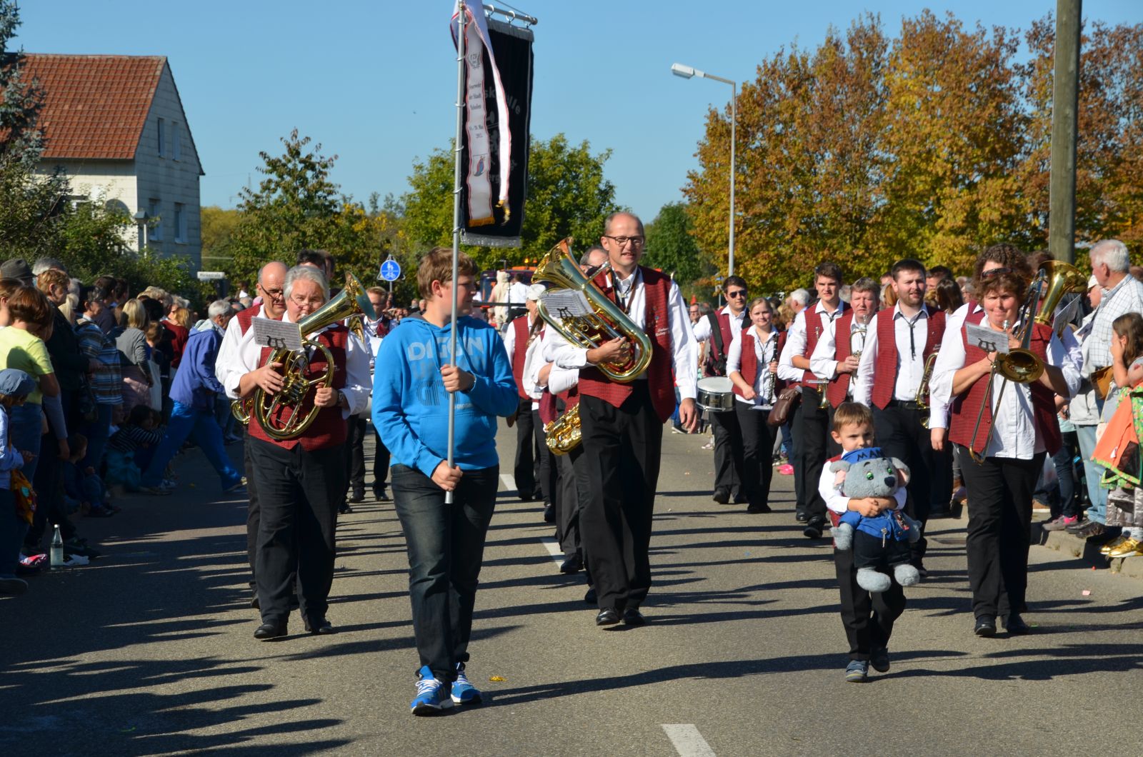Foto vom Onolzheimer Hammeltanz 2016 – Festzug