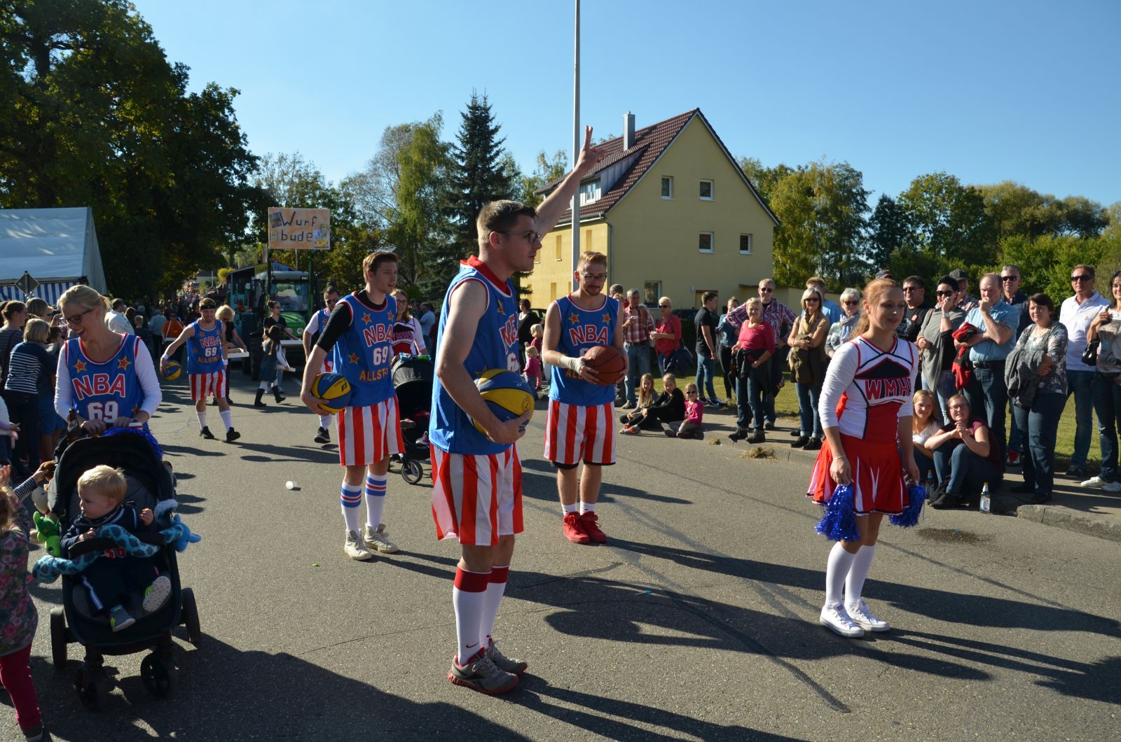 Foto vom Onolzheimer Hammeltanz 2016 – Festzug