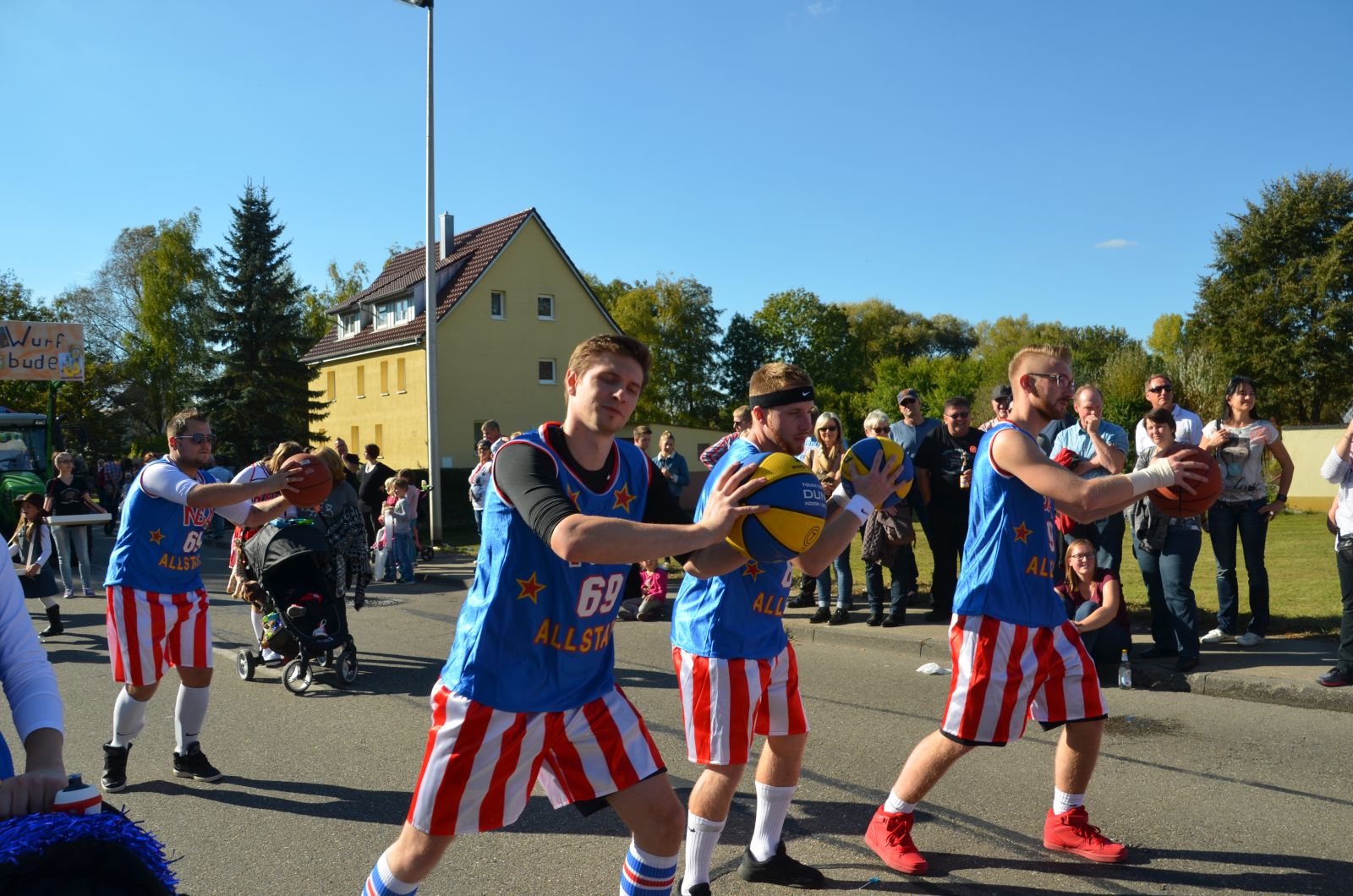 Foto vom Onolzheimer Hammeltanz 2016 – Festzug