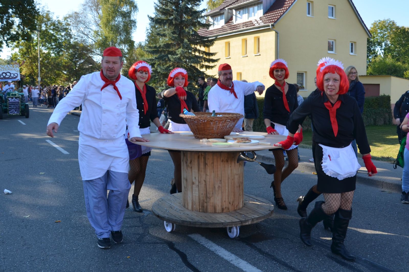 Foto vom Onolzheimer Hammeltanz 2016 – Festzug
