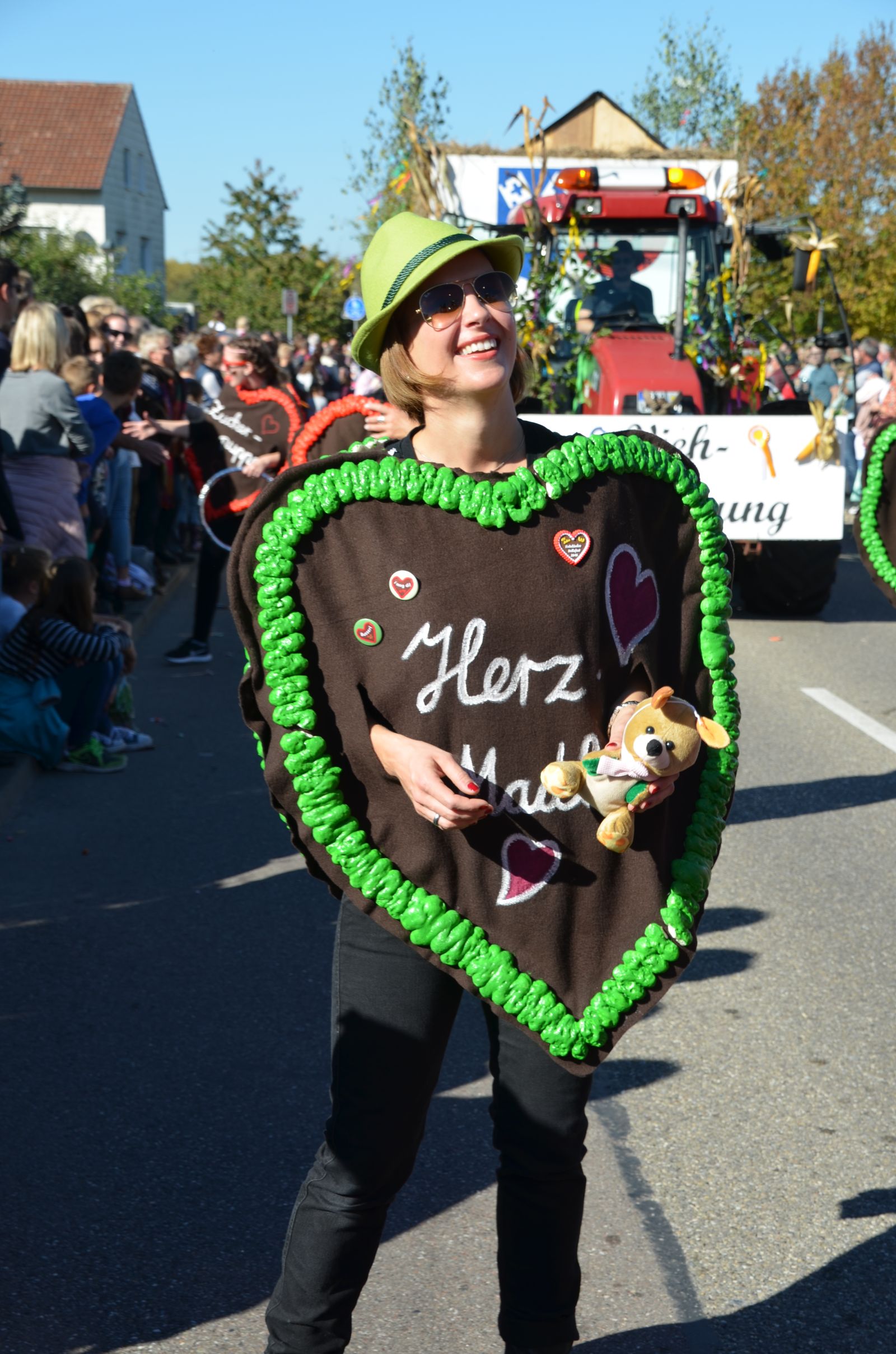 Foto vom Onolzheimer Hammeltanz 2016 – Festzug
