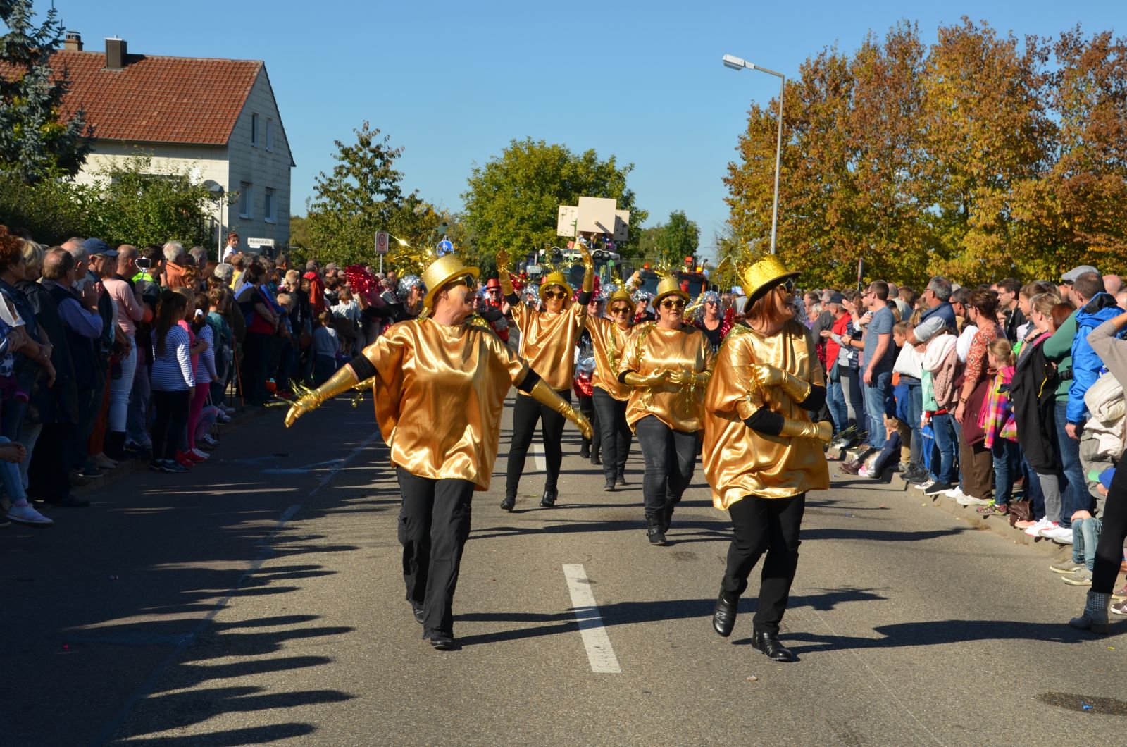 Foto vom Onolzheimer Hammeltanz 2016 – Festzug