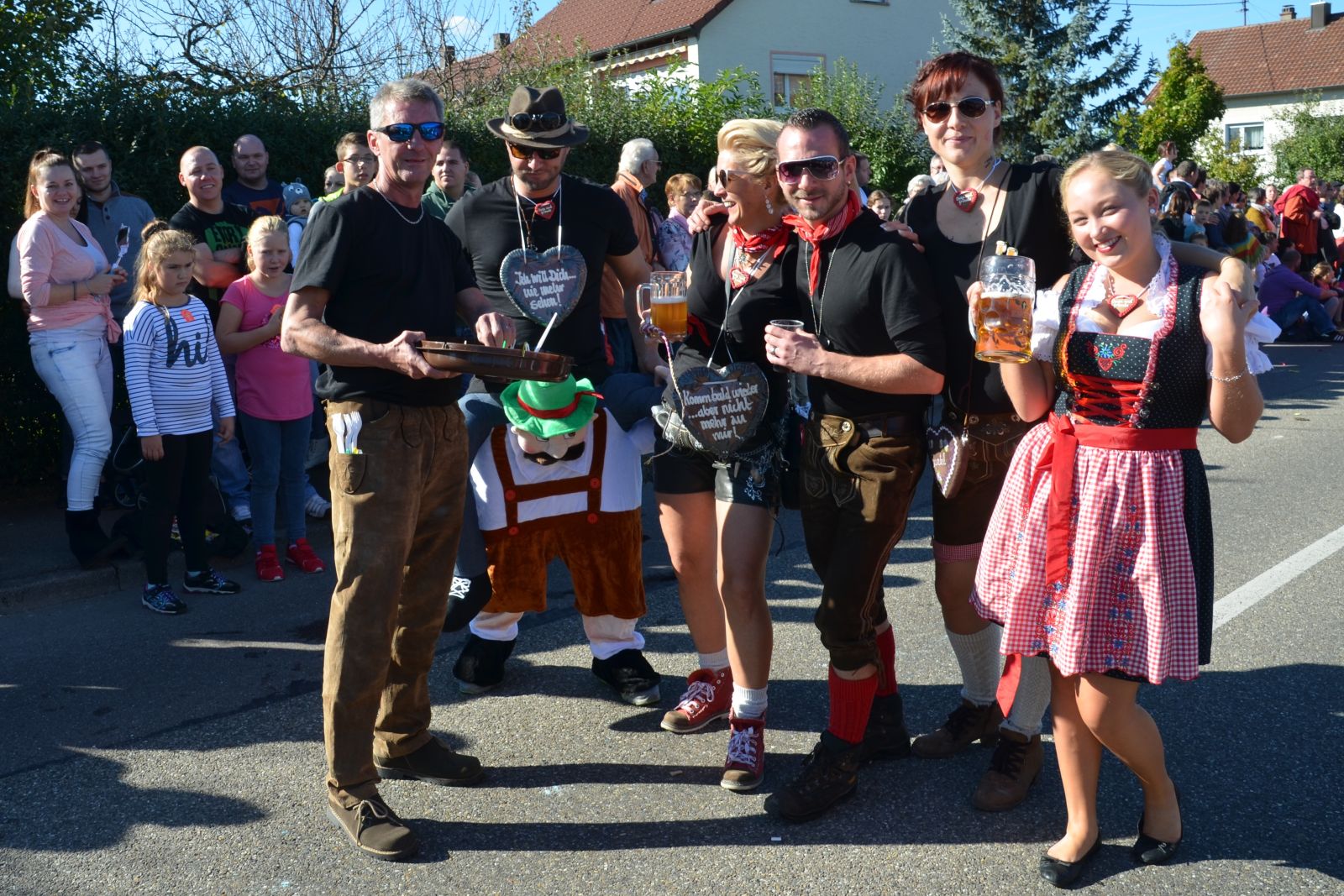 Foto vom Onolzheimer Hammeltanz 2016 – Festzug