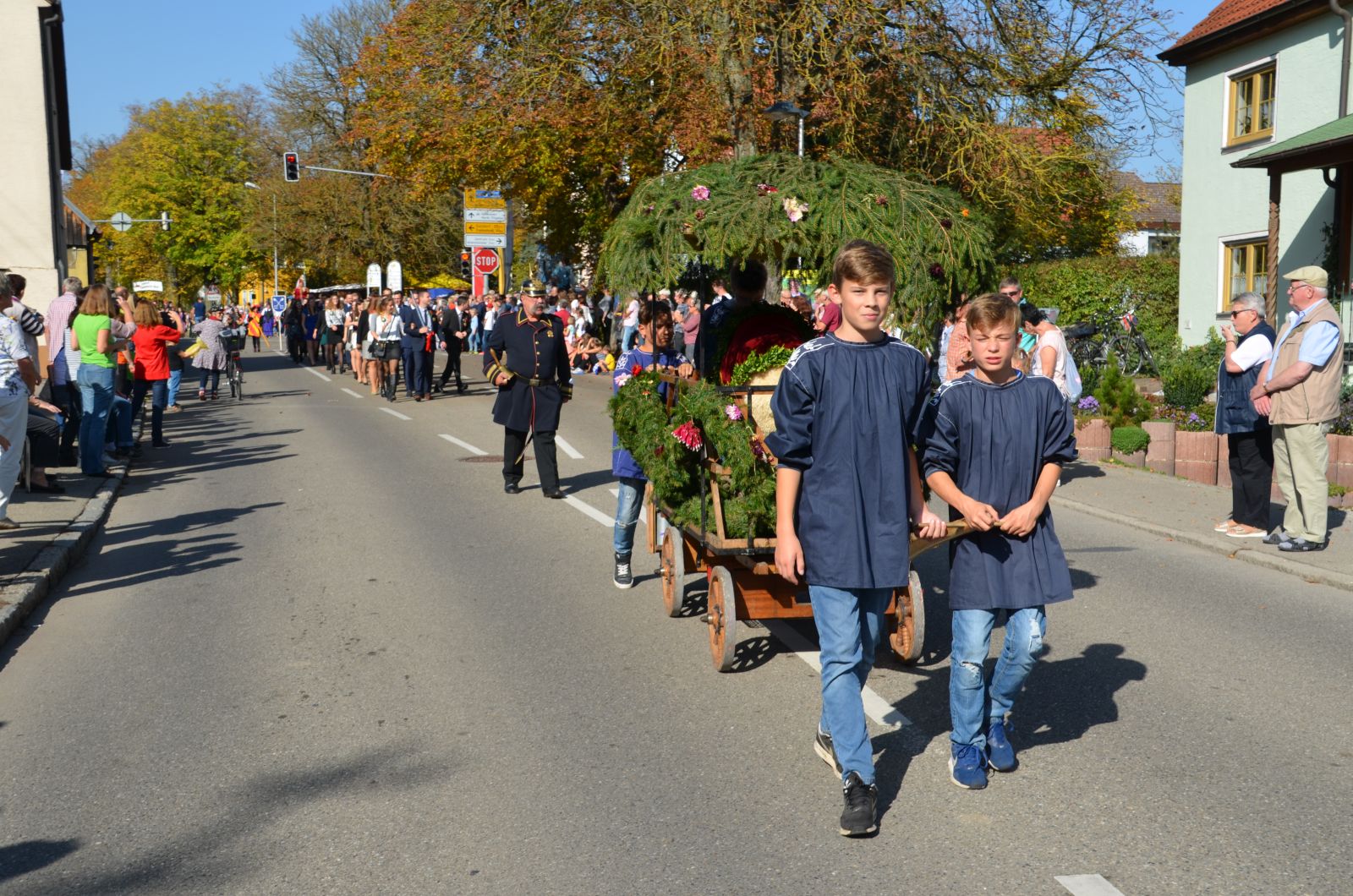 Foto vom Onolzheimer Hammeltanz 2017 – Festzug