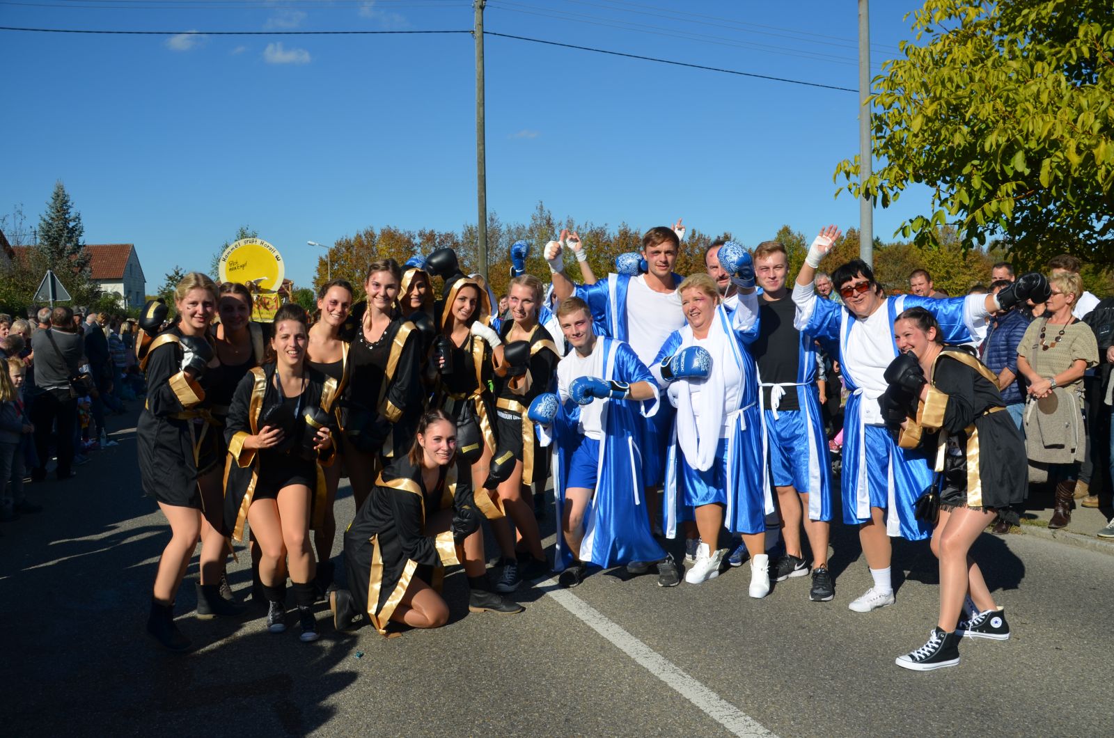 Foto vom Onolzheimer Hammeltanz 2016 – Festzug