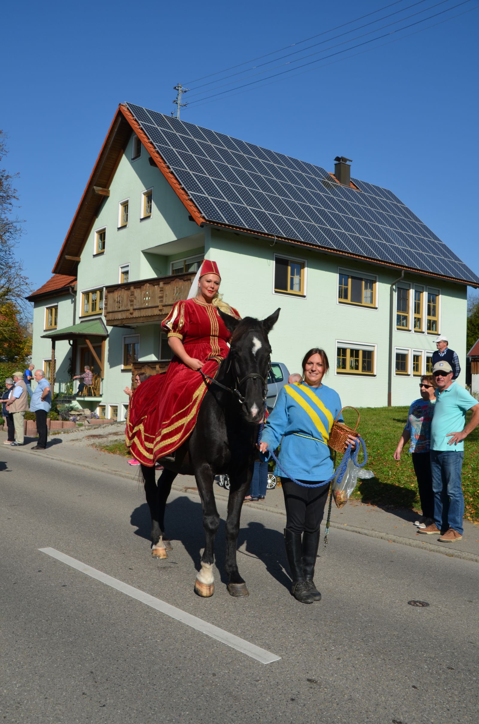 Foto vom Onolzheimer Hammeltanz 2017 – Festzug