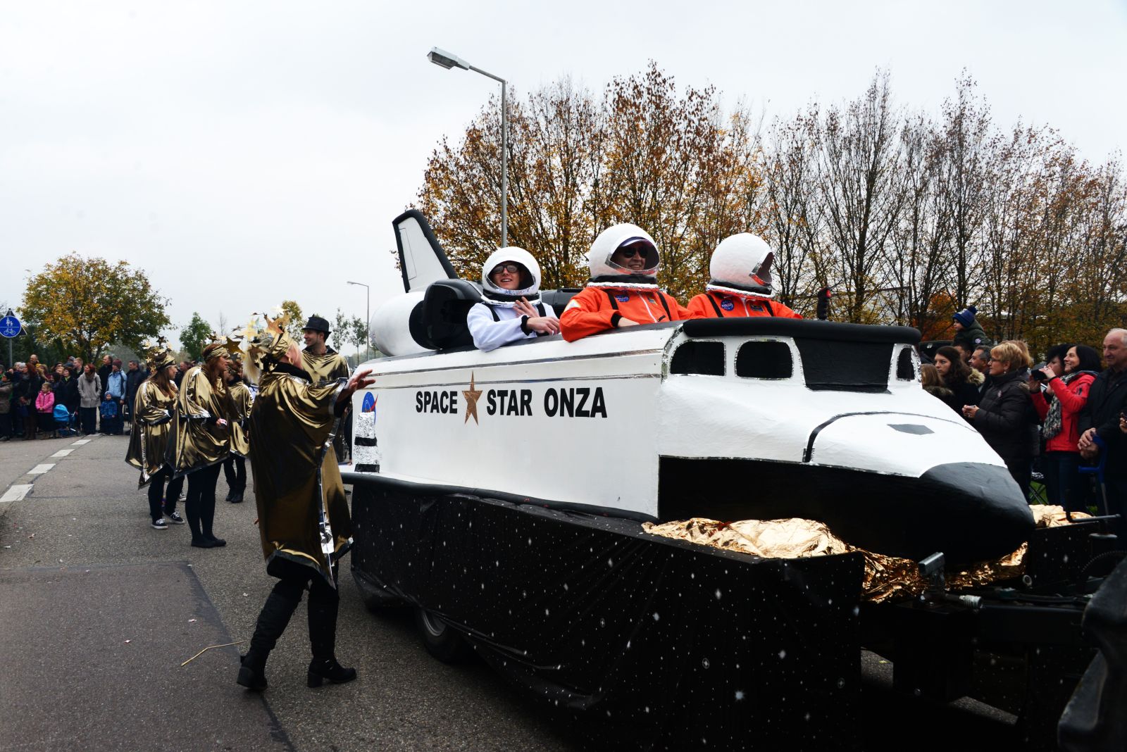 Foto vom Onolzheimer Hammeltanz 2015 – Festzug