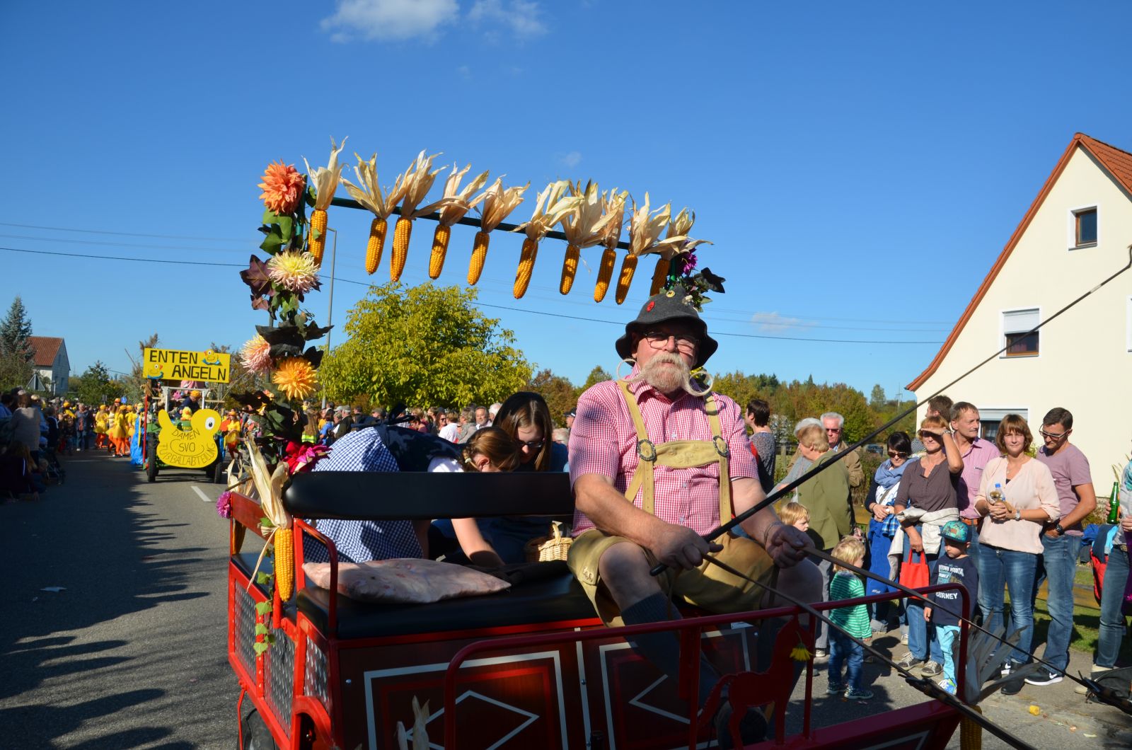 Foto vom Onolzheimer Hammeltanz 2016 – Festzug
