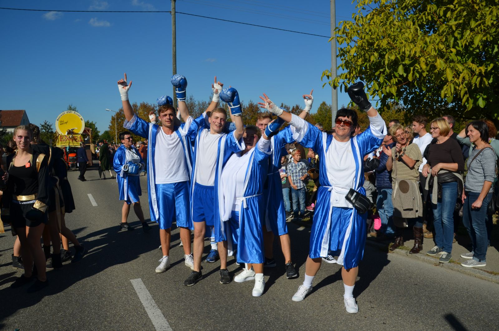 Foto vom Onolzheimer Hammeltanz 2016 – Festzug
