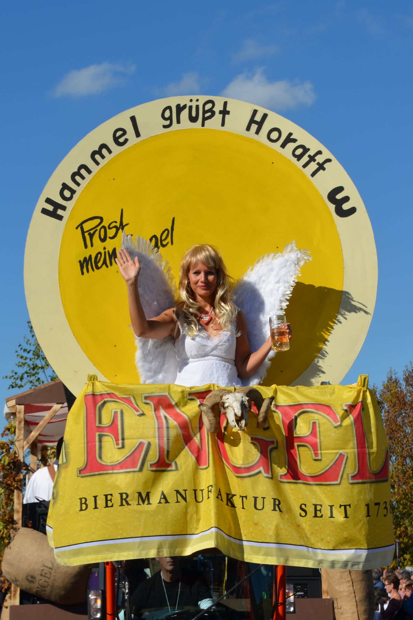Foto vom Onolzheimer Hammeltanz 2016 – Festzug