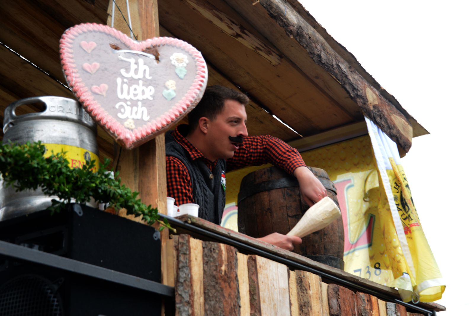 Foto vom Onolzheimer Hammeltanz 2015 – Festzug