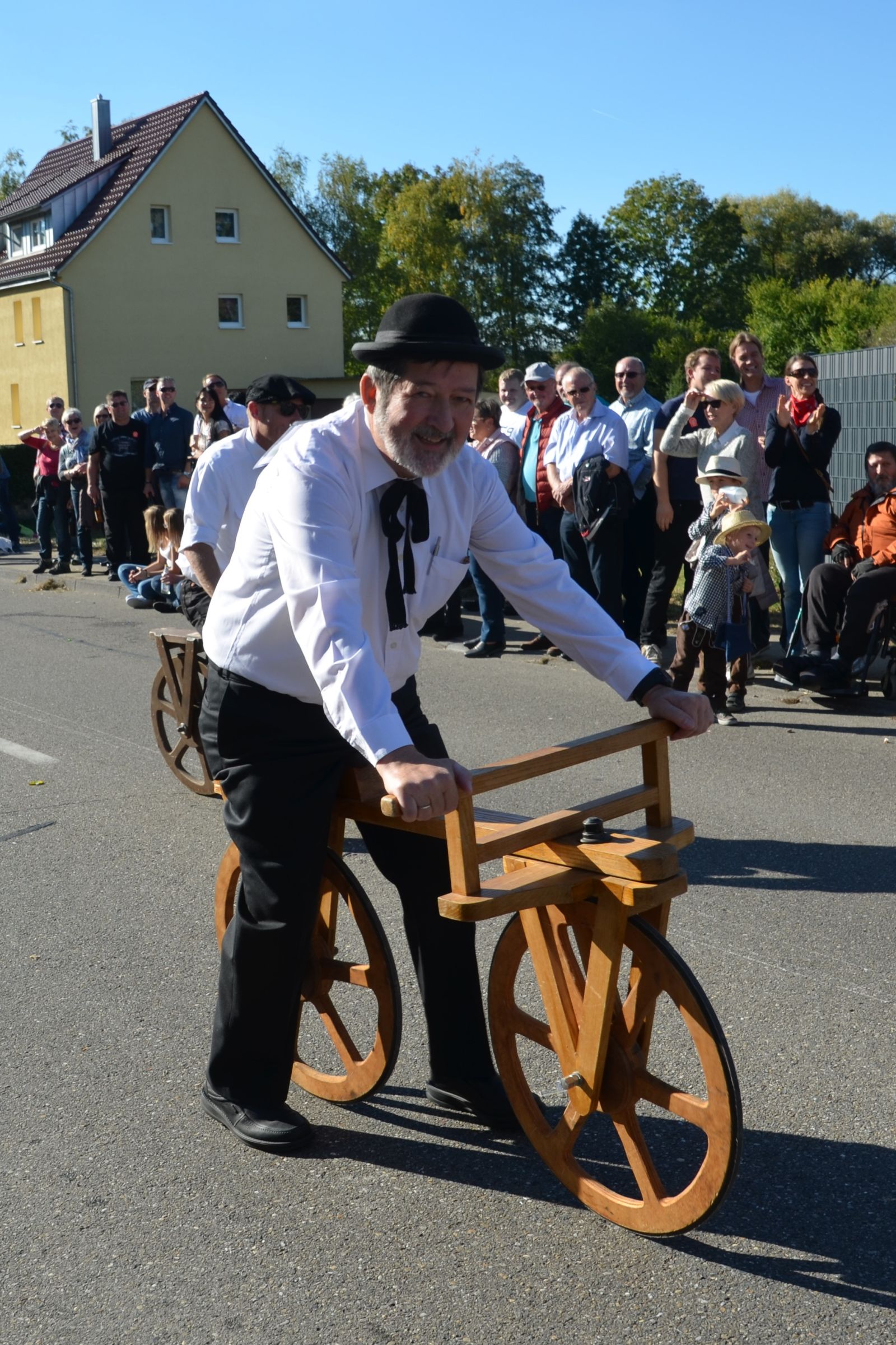 Foto vom Onolzheimer Hammeltanz 2016 – Festzug