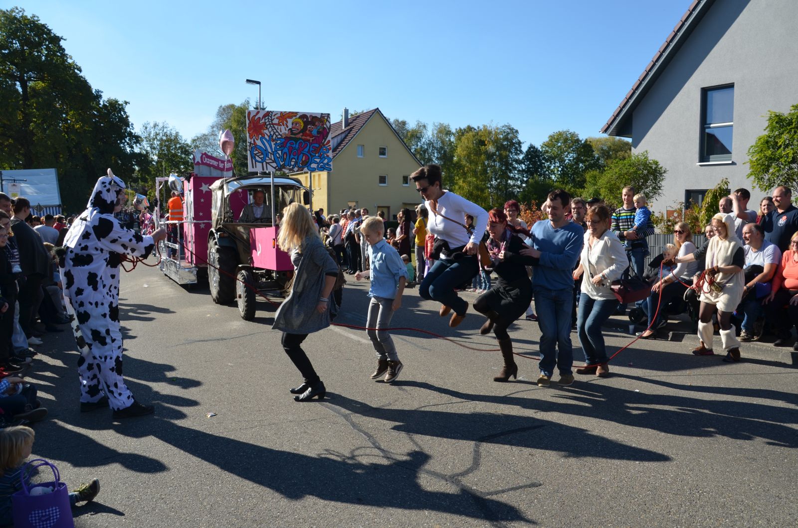 Foto vom Onolzheimer Hammeltanz 2016 – Festzug