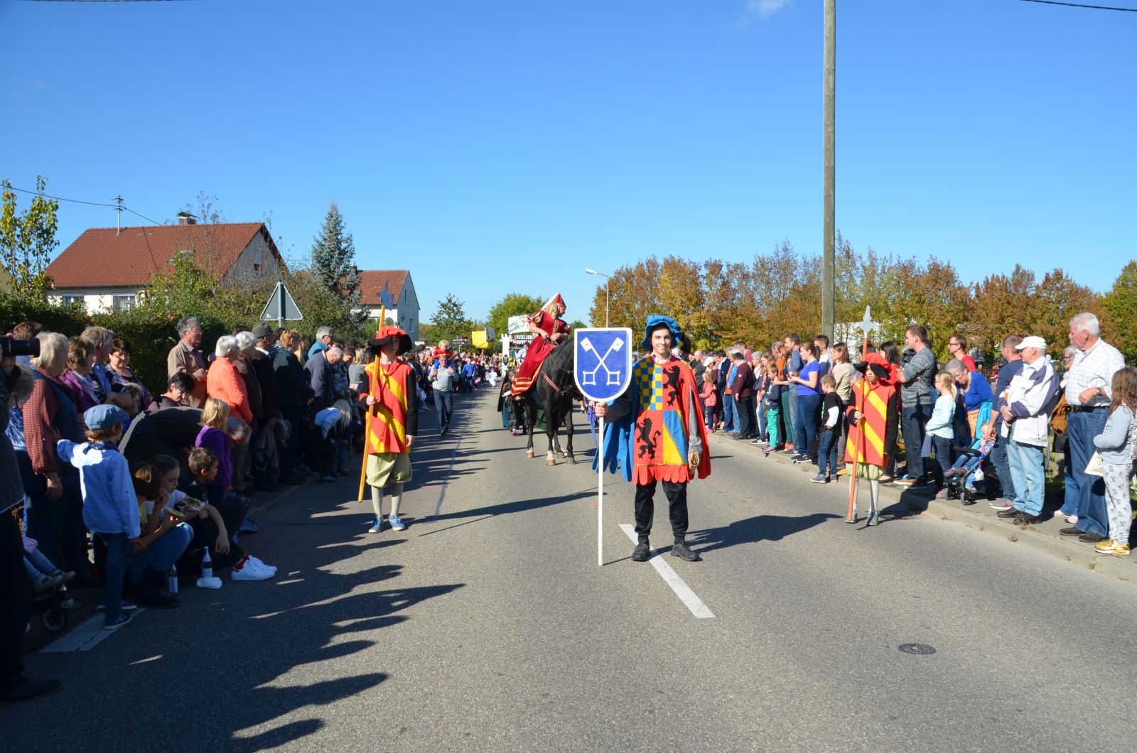 Foto vom Onolzheimer Hammeltanz 2016 – Festzug