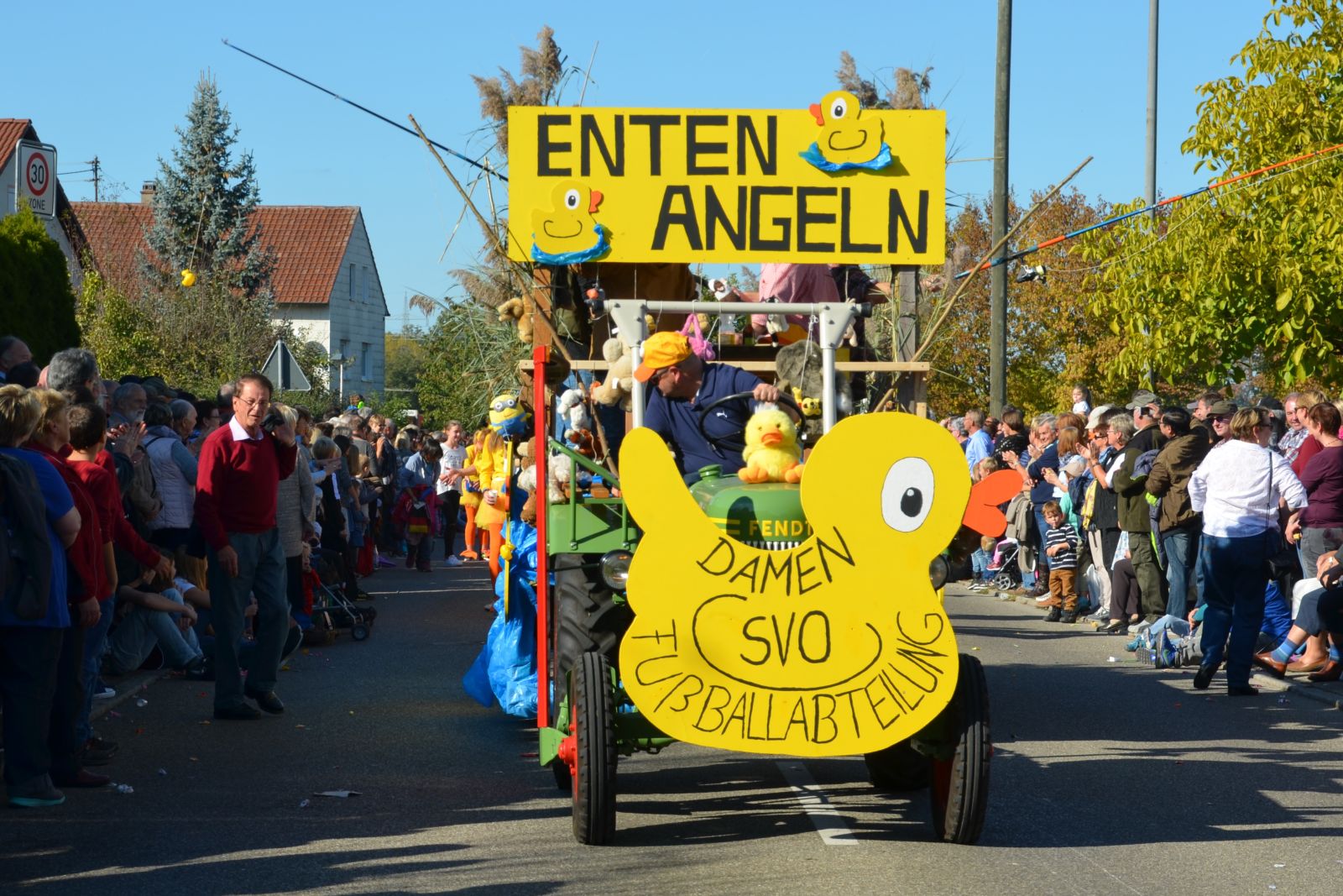 Foto vom Onolzheimer Hammeltanz 2016 – Festzug