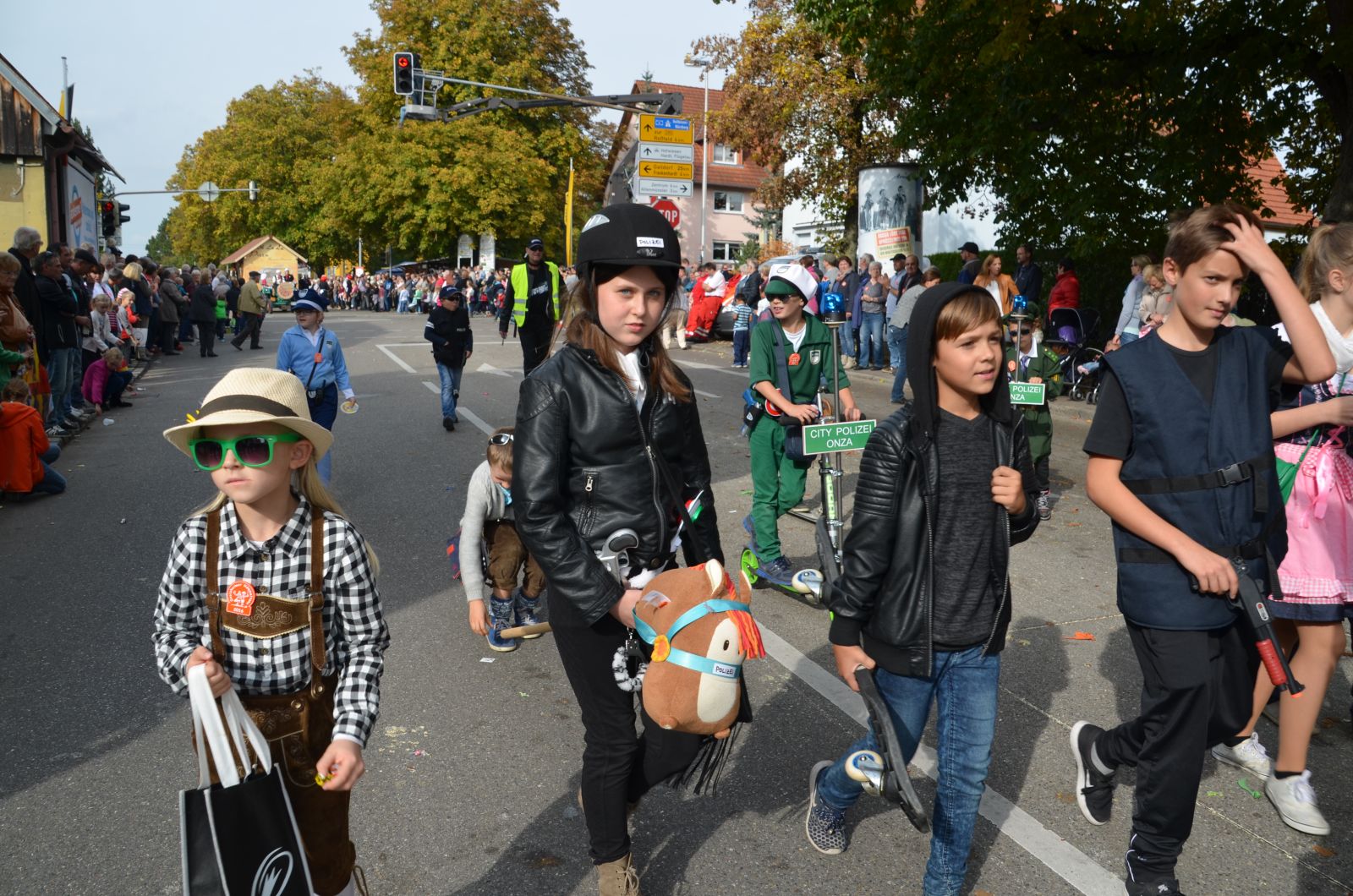 Foto vom Onolzheimer Hammeltanz 2016 – Festzug