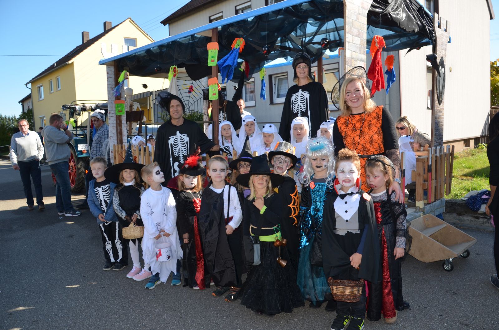 Foto vom Onolzheimer Hammeltanz 2016 – Festzug