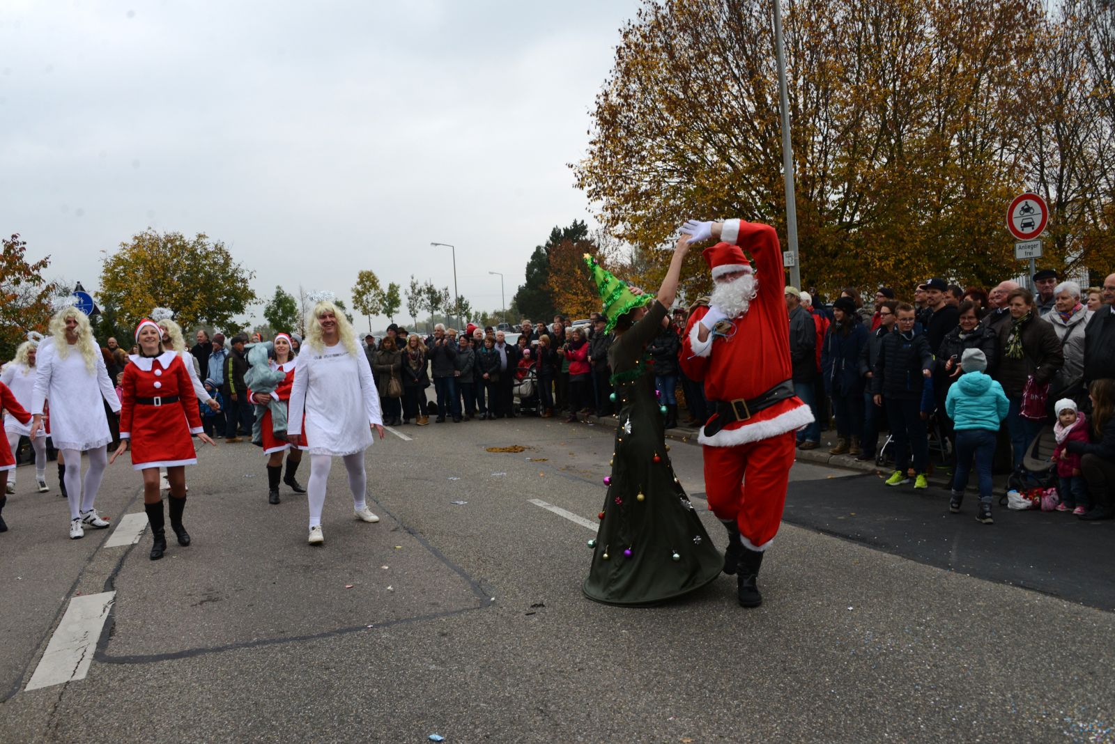 Foto vom Onolzheimer Hammeltanz 2015 – Festzug