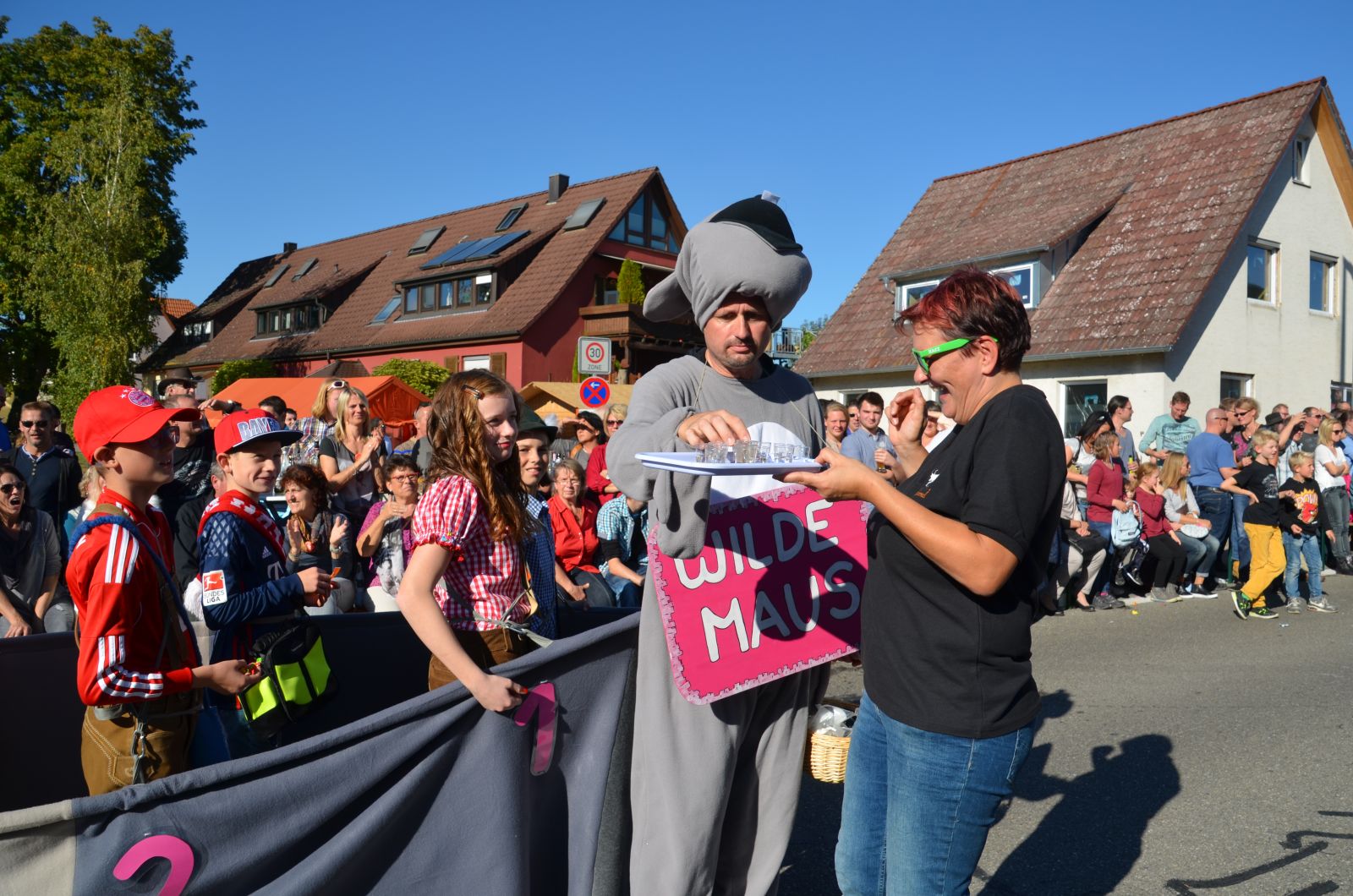 Foto vom Onolzheimer Hammeltanz 2016 – Festzug