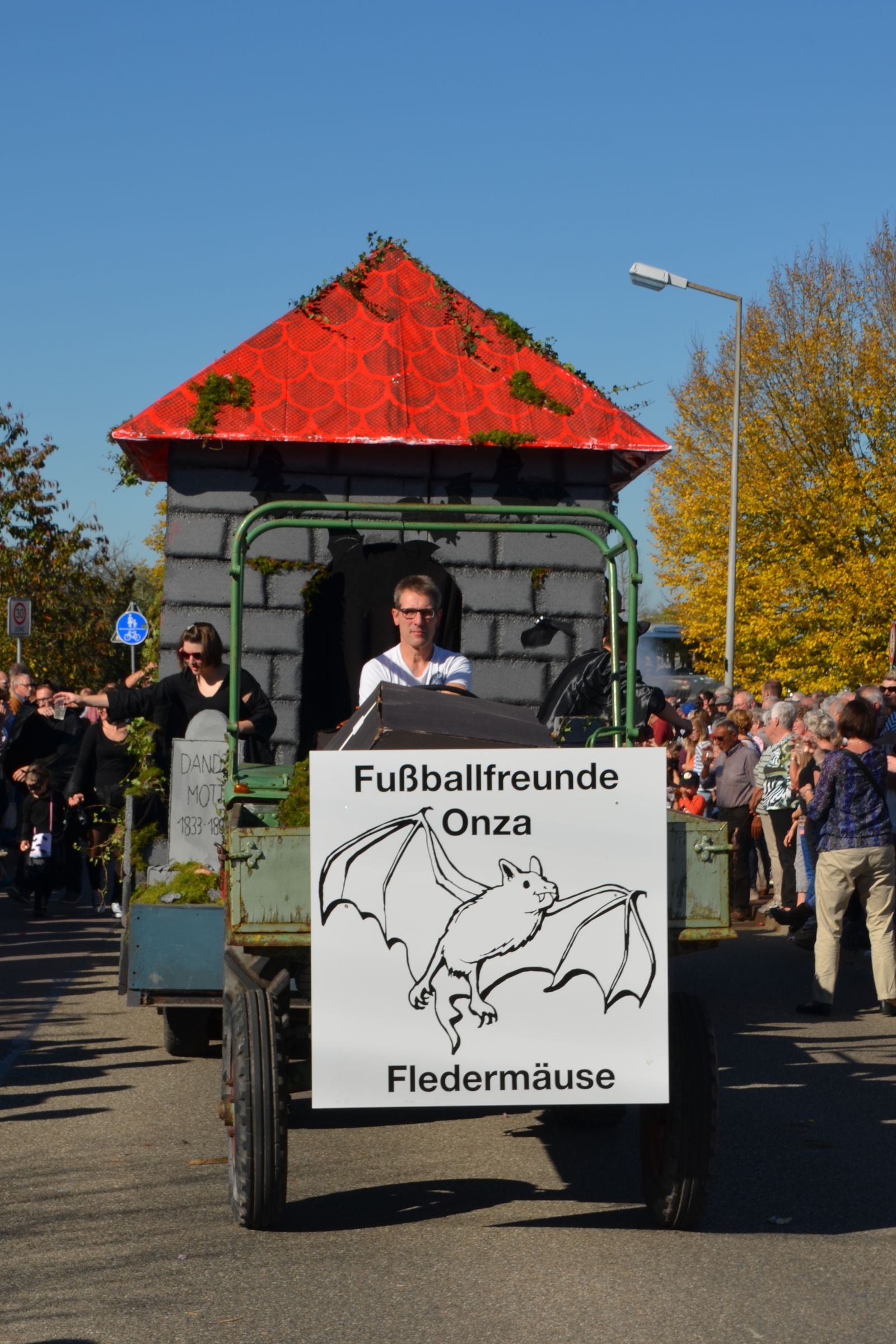Foto vom Onolzheimer Hammeltanz 2017 – Festzug