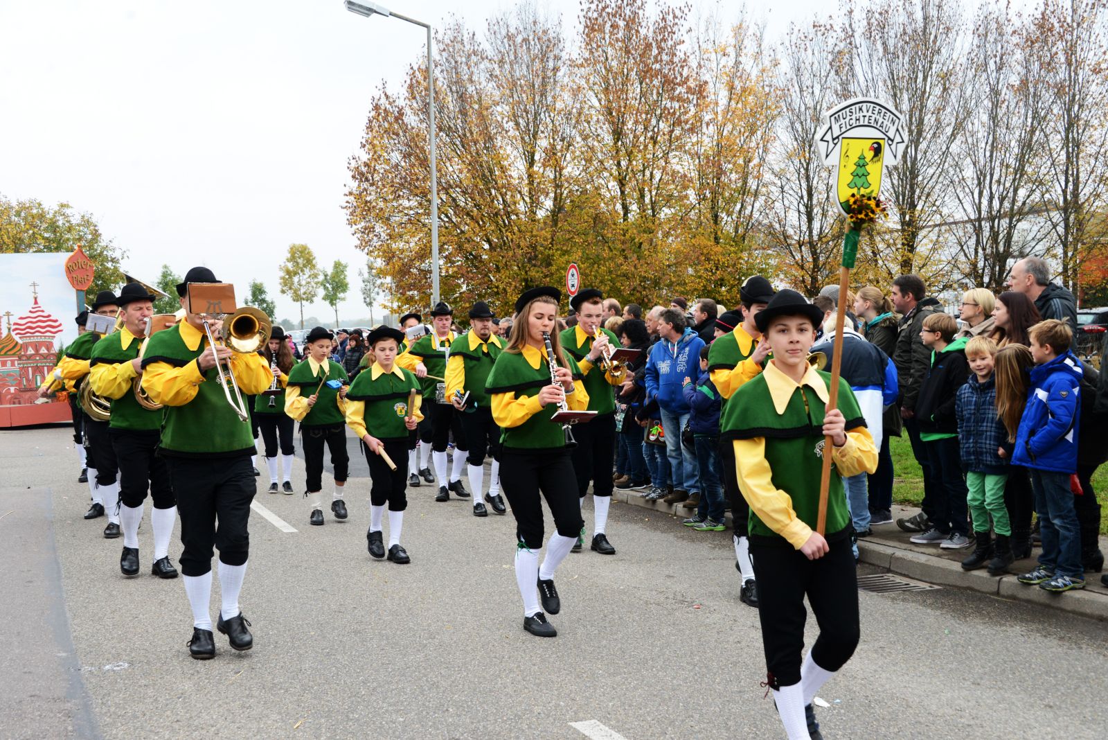 Foto vom Onolzheimer Hammeltanz 2015 – Festzug