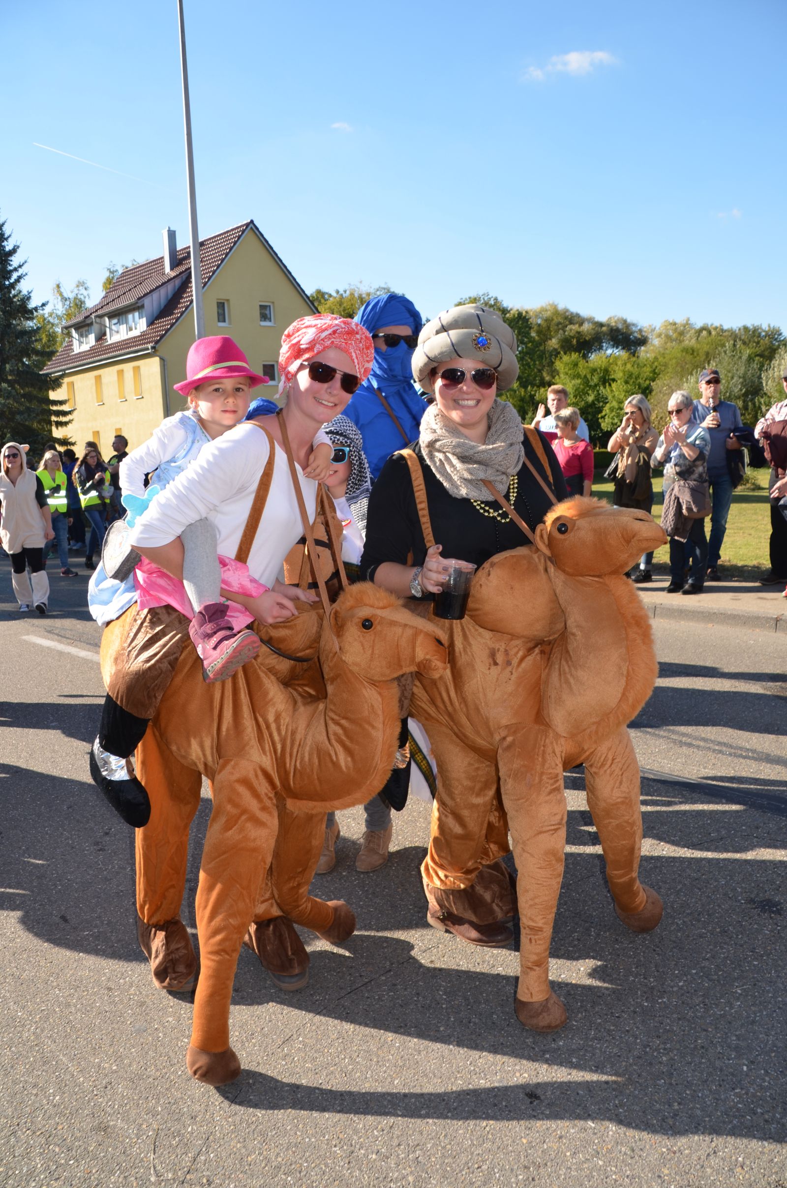Foto vom Onolzheimer Hammeltanz 2016 – Festzug