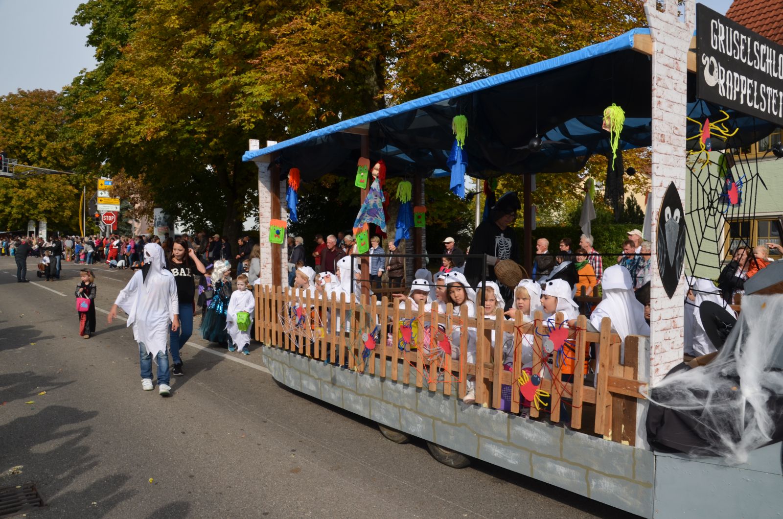 Foto vom Onolzheimer Hammeltanz 2016 – Festzug