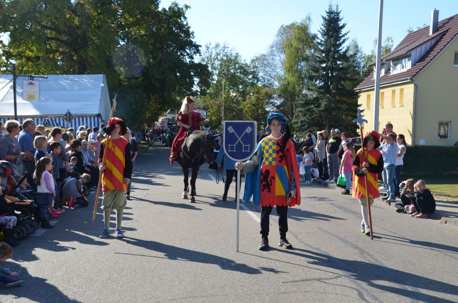 Foto vom Onolzheimer Hammeltanz 2016 – Festzug