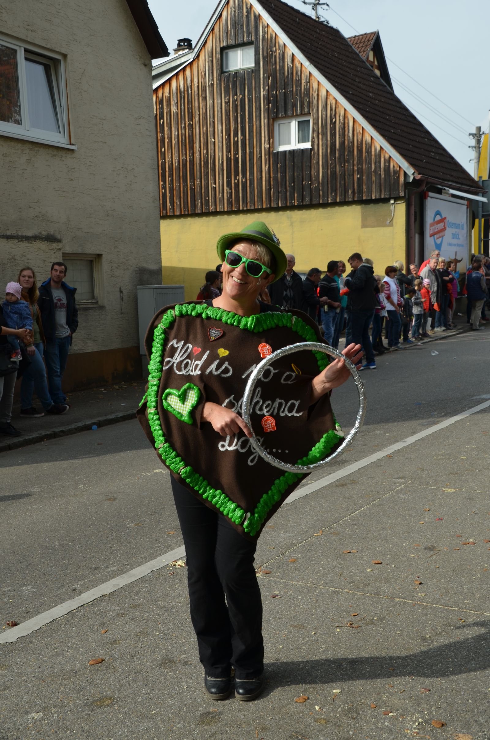 Foto vom Onolzheimer Hammeltanz 2016 – Festzug