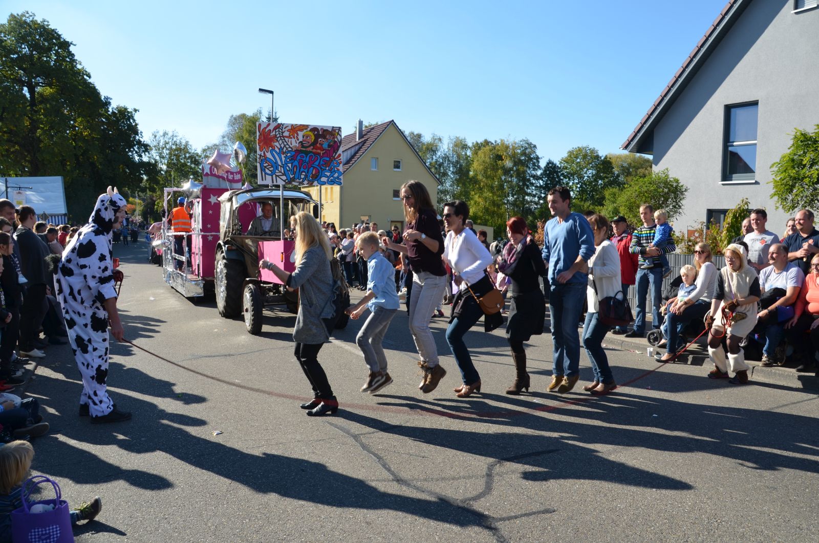 Foto vom Onolzheimer Hammeltanz 2016 – Festzug