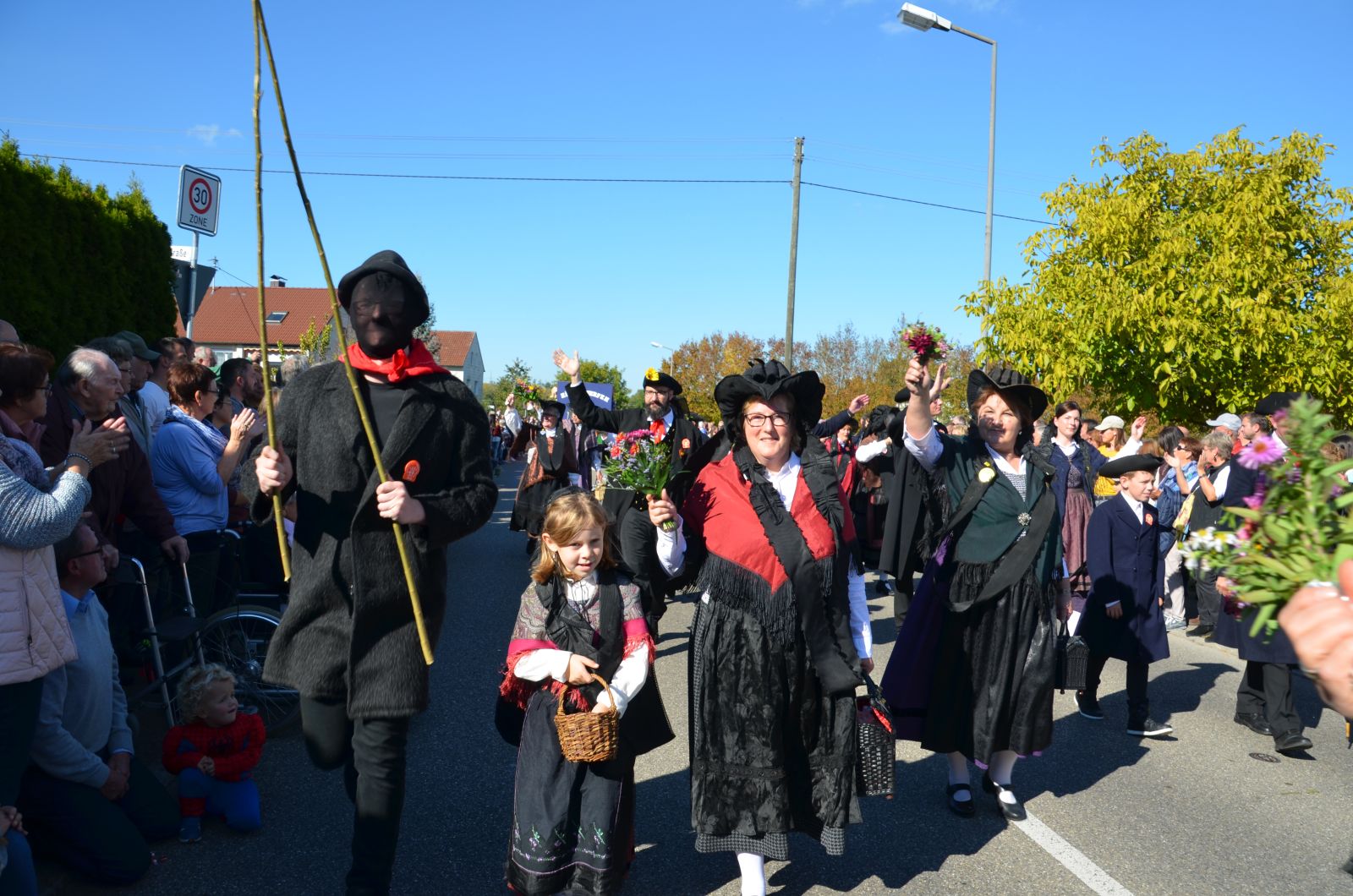 Foto vom Onolzheimer Hammeltanz 2016 – Festzug